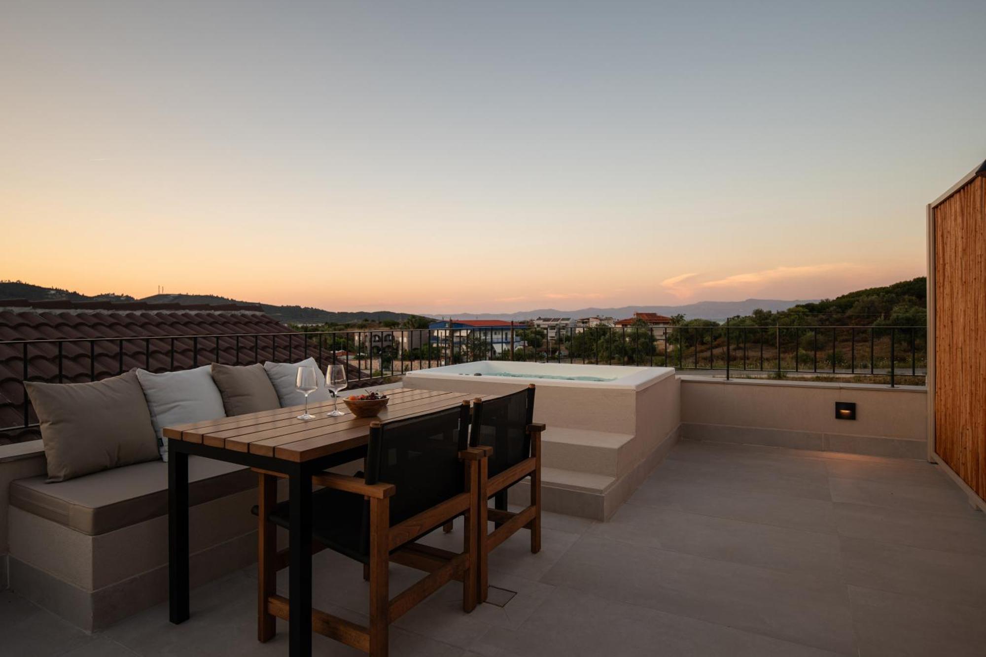 Olivera Suites ซาร์ตี ภายนอก รูปภาพ